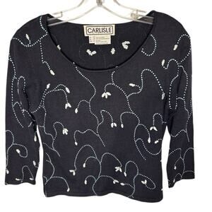 Vintage Carlisle silk cotton blend embroidered floral wide neck sweater. Size S